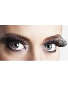 Ciglia nere sensuali donna